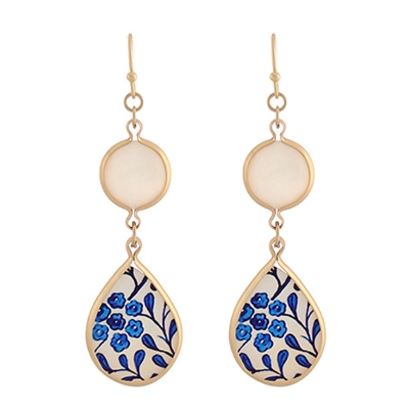 Blue Flower Shell Teardrop Earrings - Picture 1 of 1